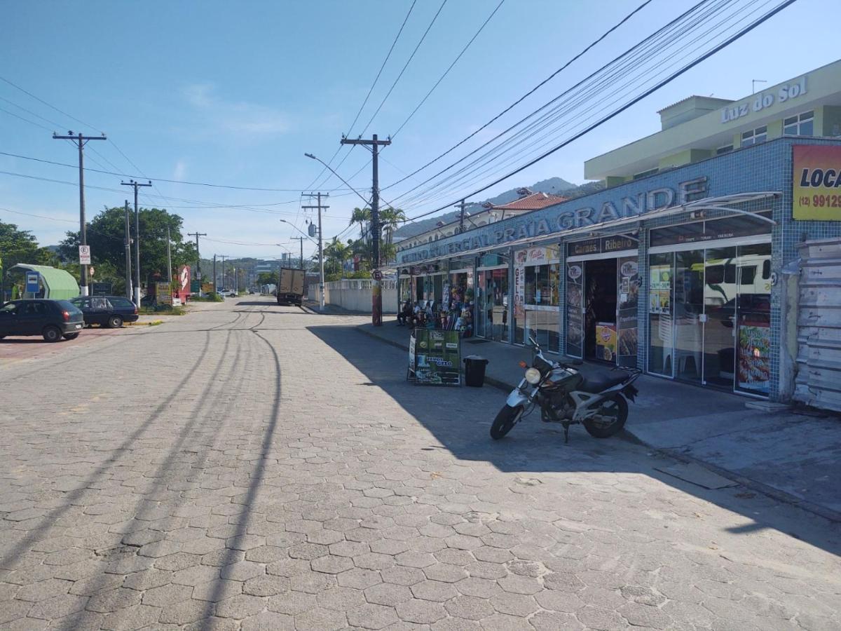 Apartamento Ubatuba - Praia Grande - 200M Da Praia Exterior foto